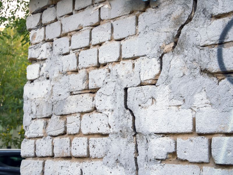 Cracked Stone Cladding